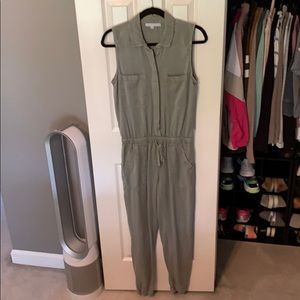 Jump suit